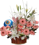 �i�ek Modeli - 278<br>Lilyum , Pembe gerbera oyuncak ve balondan olu�an Aranjman ortalama �r�n boyutlar� 55x65 cm
