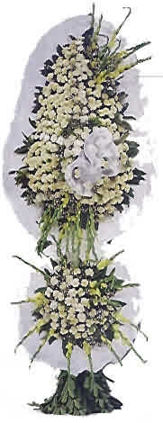 Beyaz çiçeklerden oluşan Düğün - Açılış çiçeği